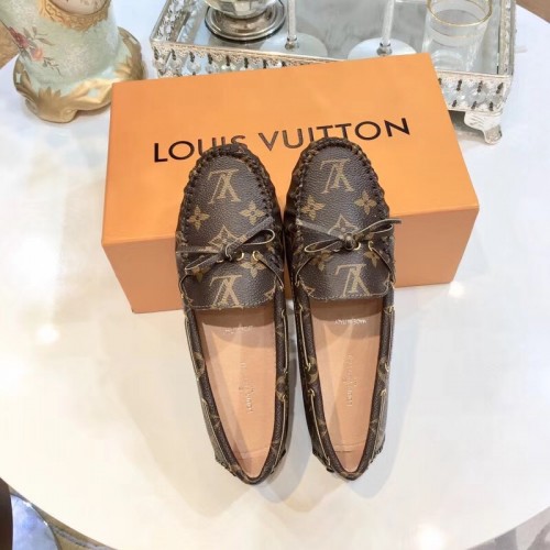 Louis Vuitton Flat 009